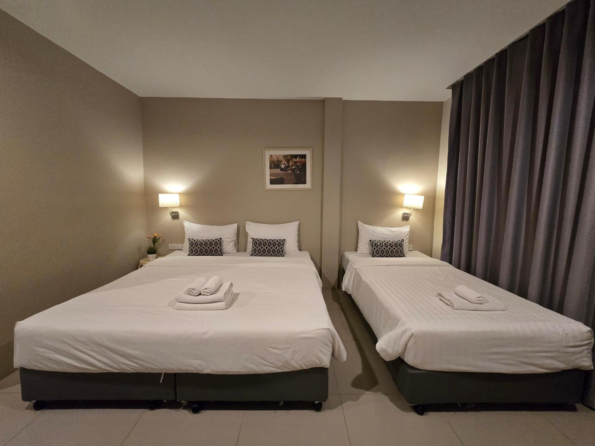 Sleepstation At Pratunam Bangkok Exterior photo