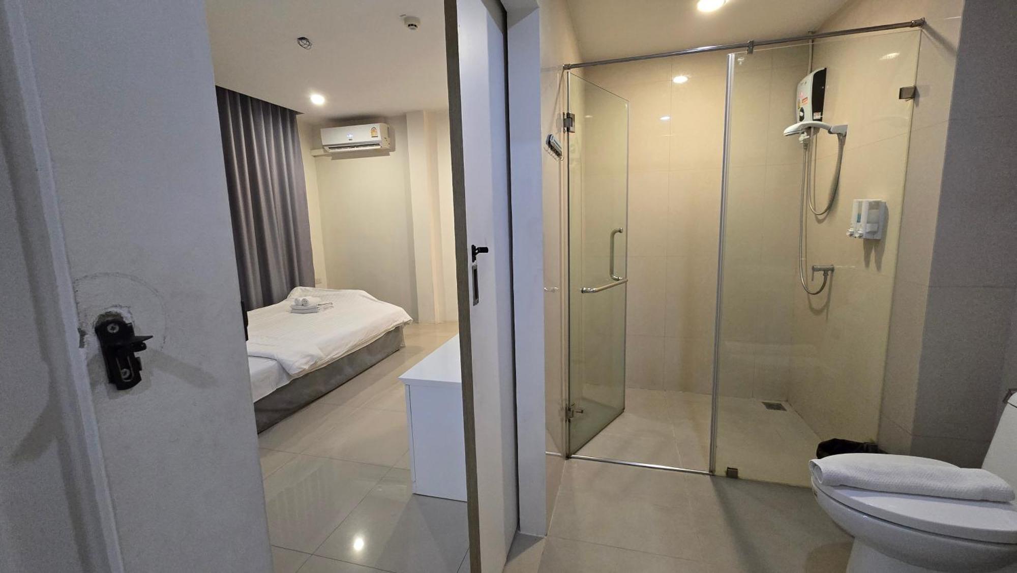 Sleepstation At Pratunam Bangkok Exterior photo