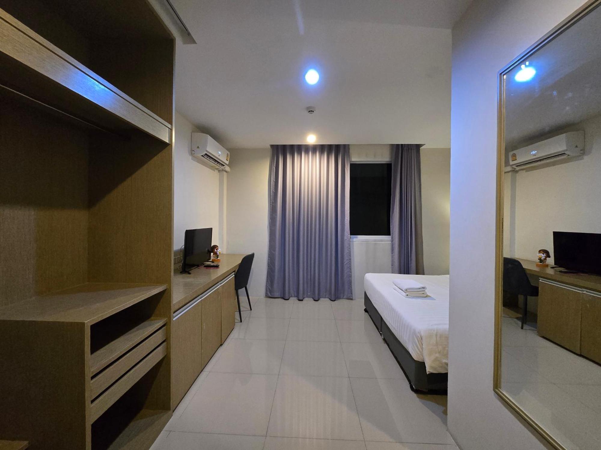 Sleepstation At Pratunam Bangkok Exterior photo